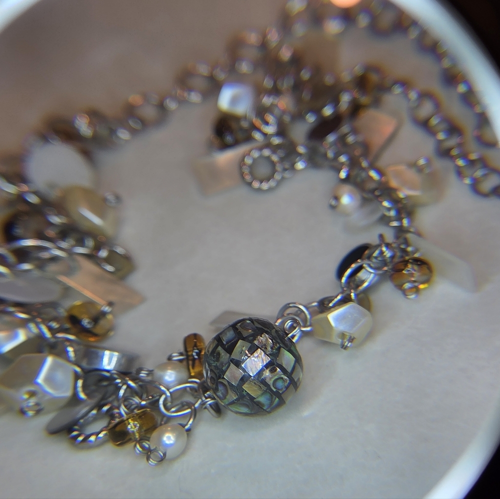 Silver Shell Charms Abalone Pendant Necklace - Picture 3 of 3